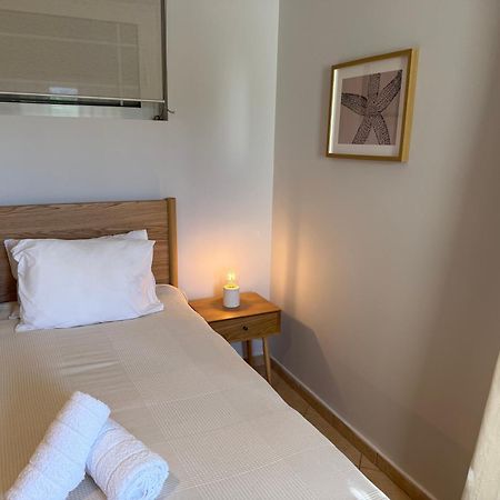 Anavyssos Garden House Guest House ปาไลยาโฟไกยา ภายนอก รูปภาพ