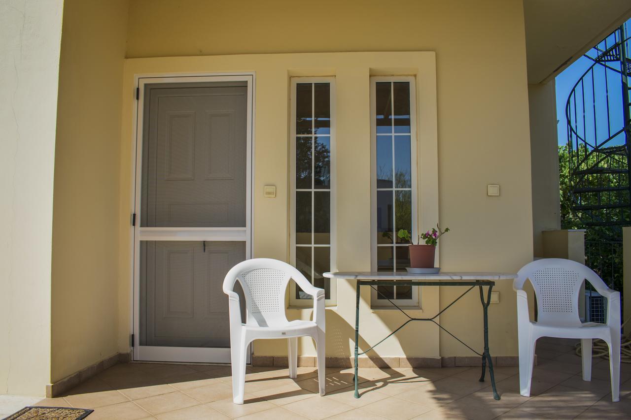 Anavyssos Garden House Guest House ปาไลยาโฟไกยา ภายนอก รูปภาพ