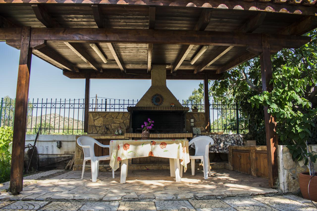 Anavyssos Garden House Guest House ปาไลยาโฟไกยา ภายนอก รูปภาพ
